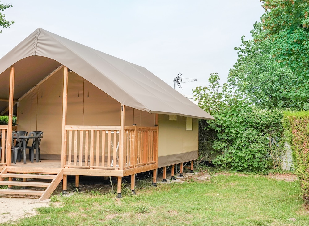 Comfort Tent photo 1