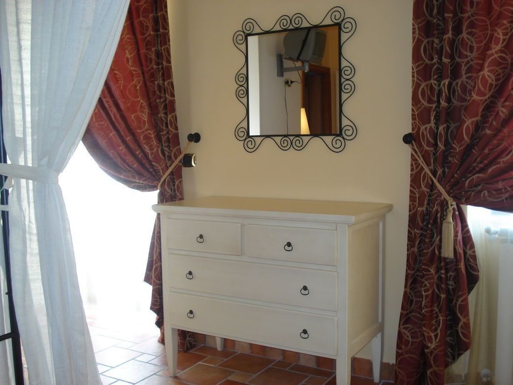 Classic Double or Twin Room photo 2