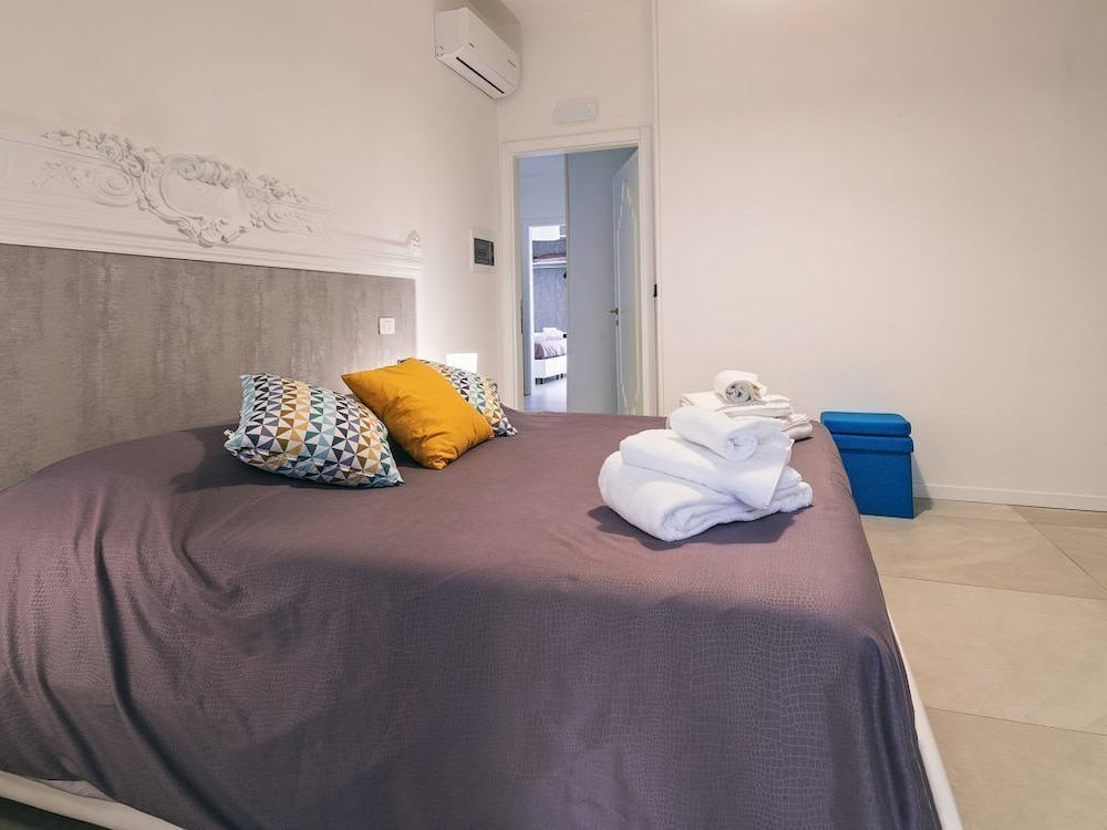 Double Room, Balcony