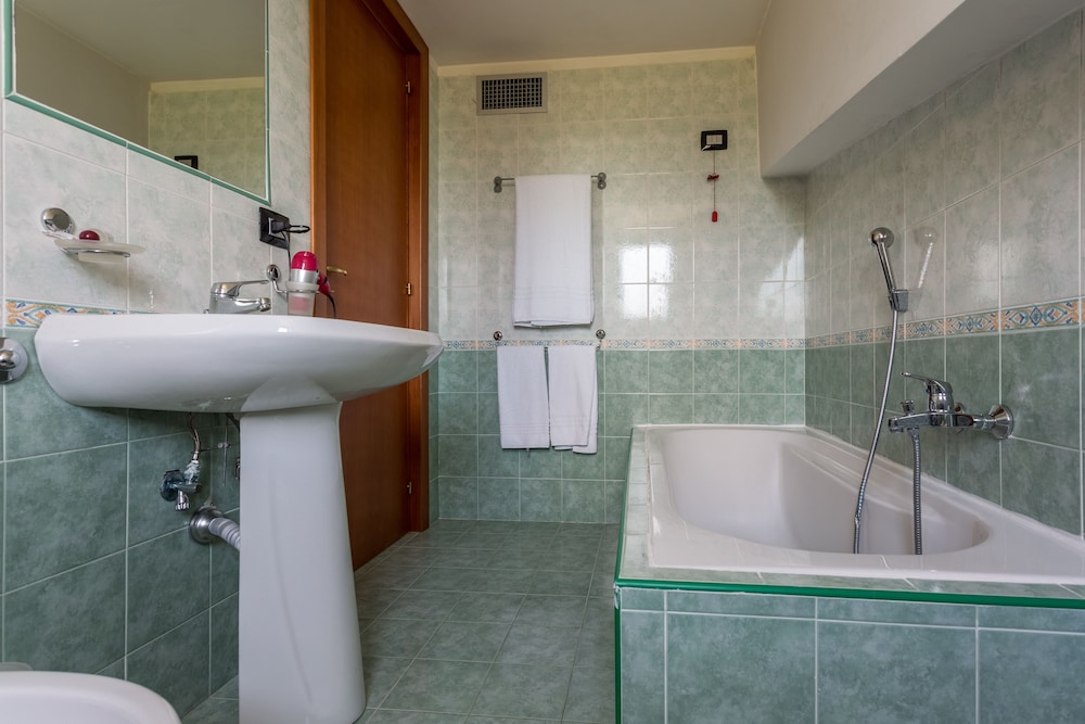 Double Room Single Use photo 3