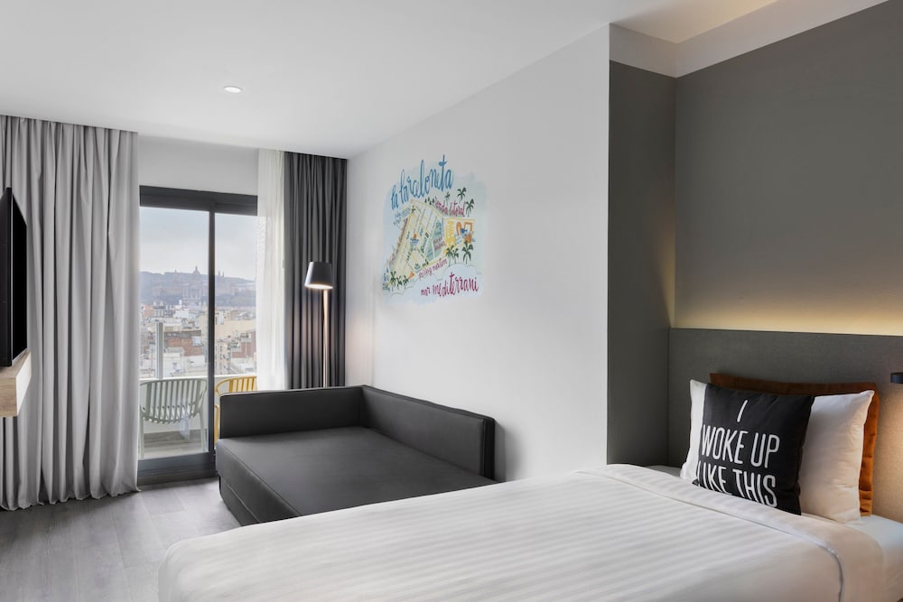 Room, 2 Twin Beds, Balcony