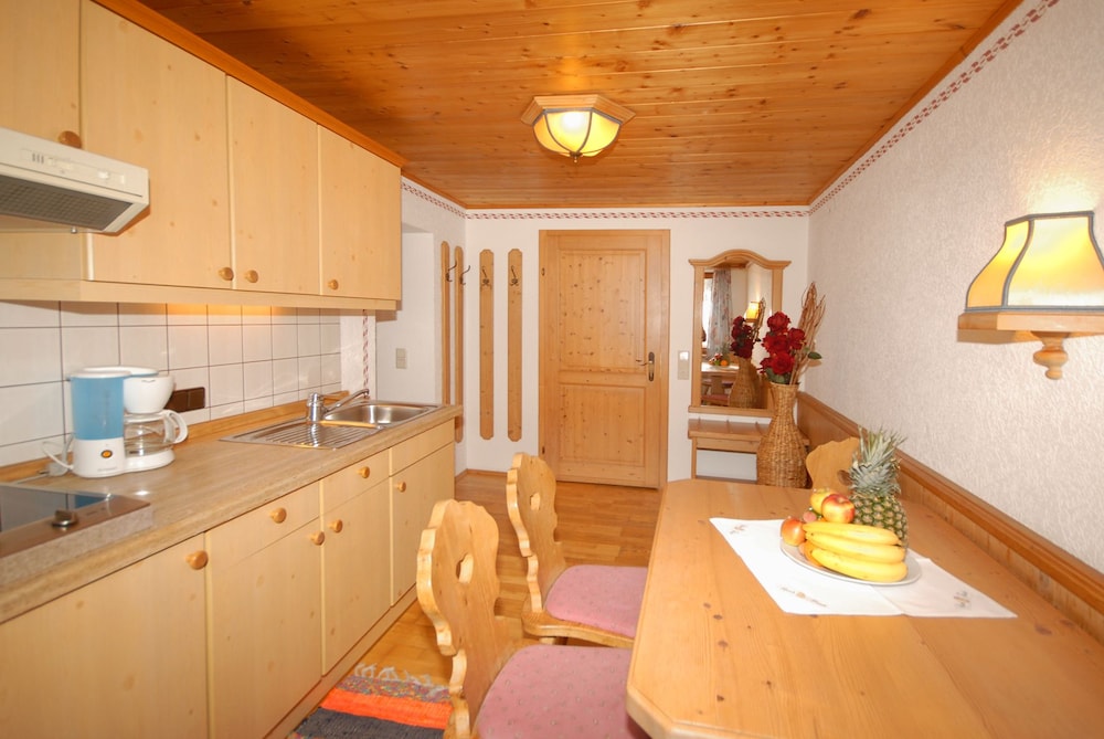 Apartment, 2 Bedrooms (incl. 65 EUR Cleaning Fee) photo 2