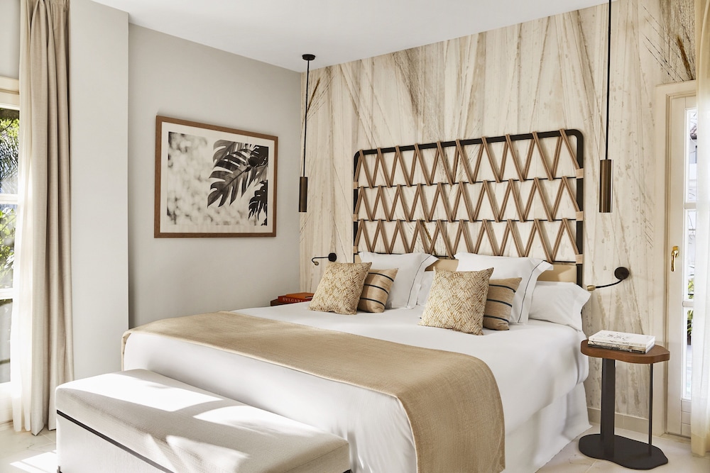 Royal Suite, Beach View (Royal)