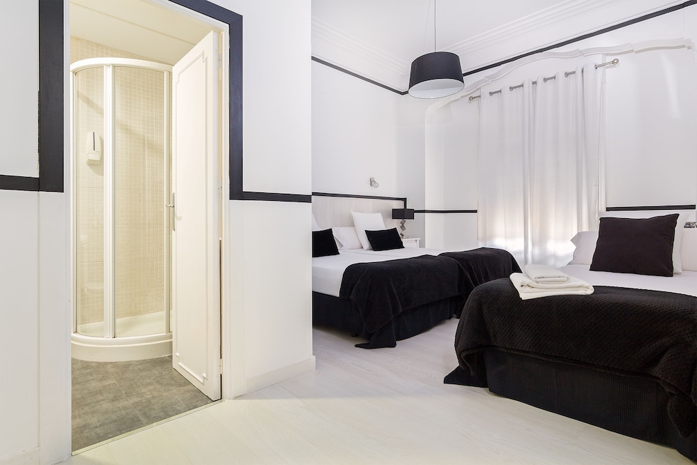 Quadruple Room photo 3
