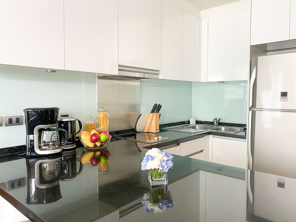 Suite, 2 Bedrooms, City View photo 2