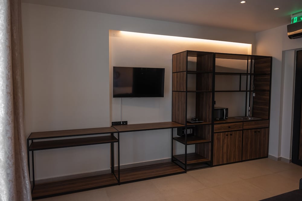 Superior Double Room-Sharing Pool - Sea View photo 1