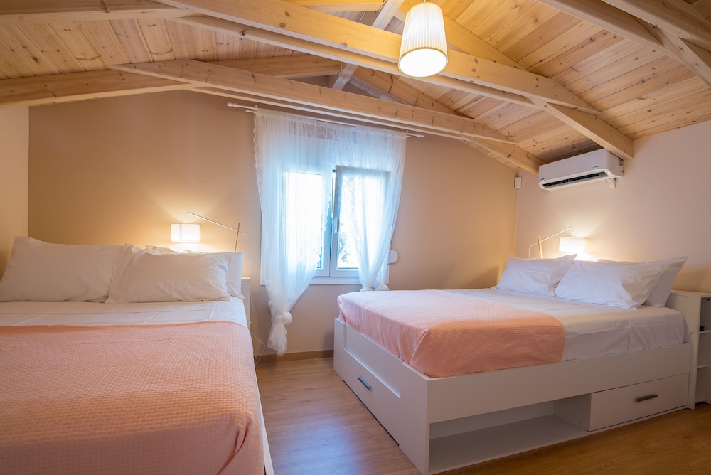House, 2 Bedrooms