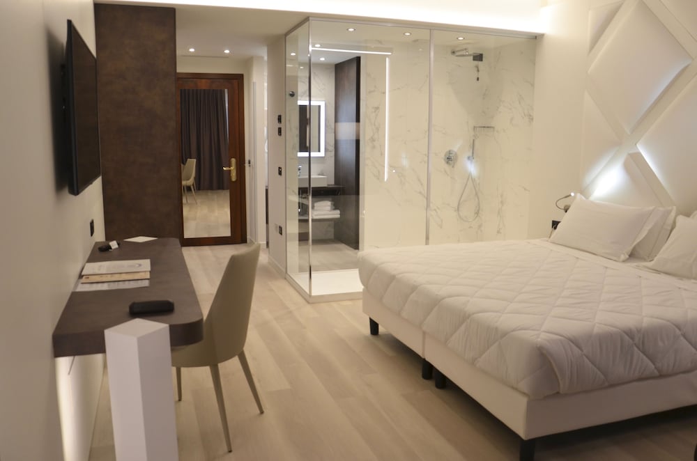 Superior Double Room - Photo 4