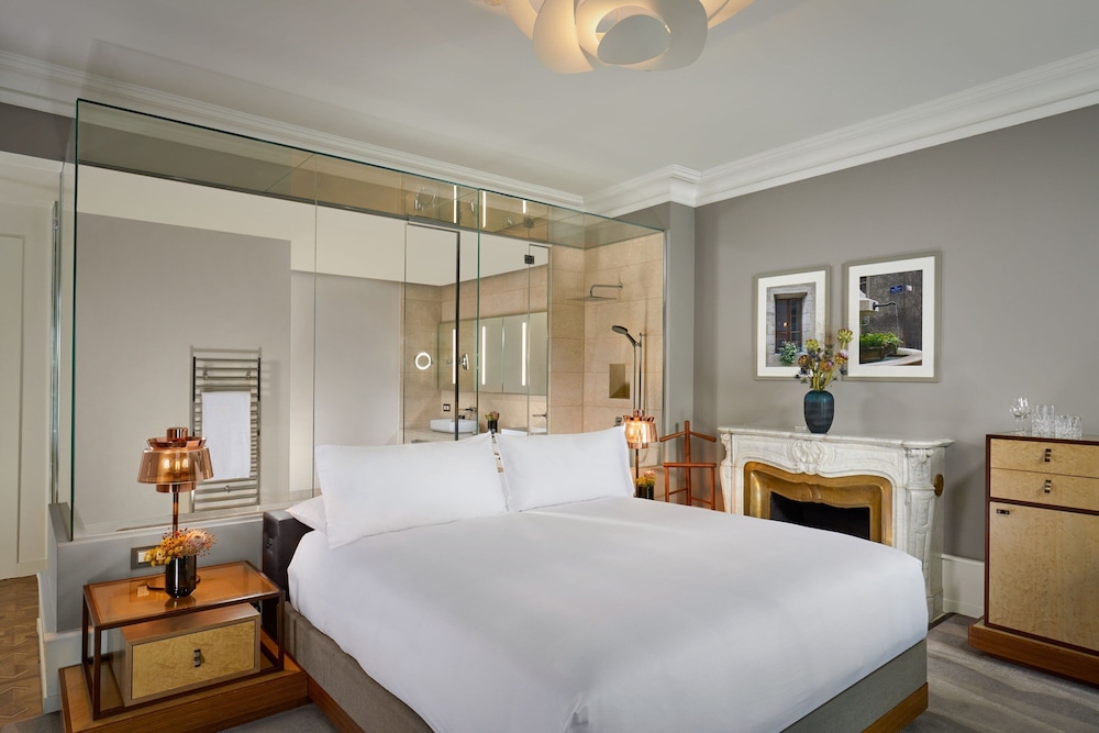 Premium Room, 1 King Bed