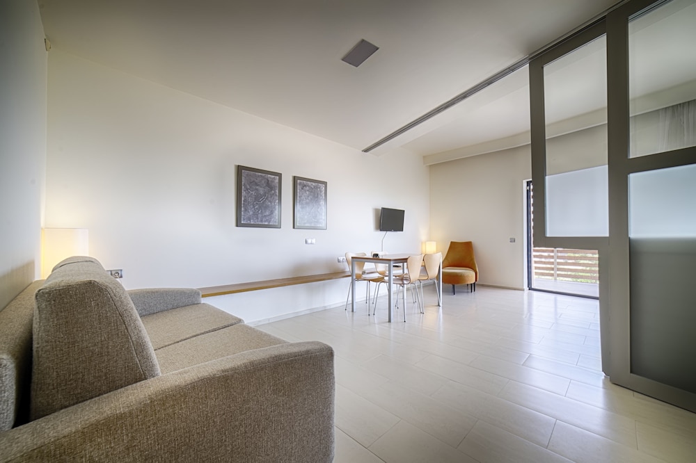 Apartamento (2 Adultos + 2 Niños)