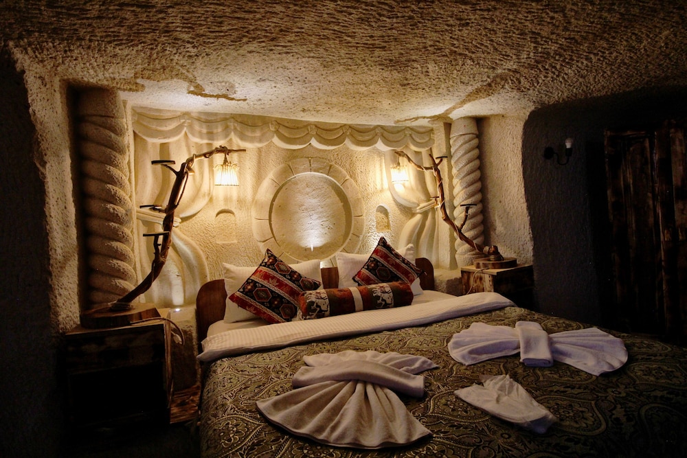 Honeymoon Room (Alesta) - Photo 9