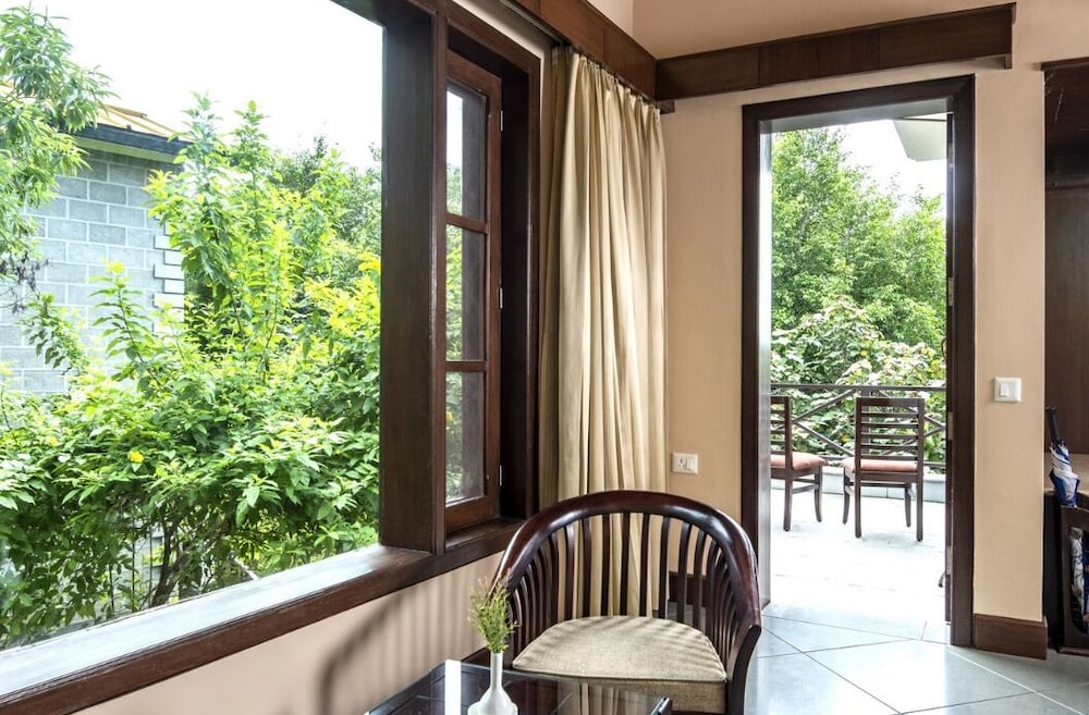 Forest Villa With Hot Tub photo 3