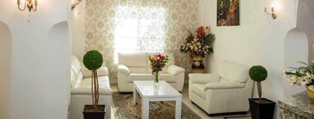 Suite (Double) photo 2