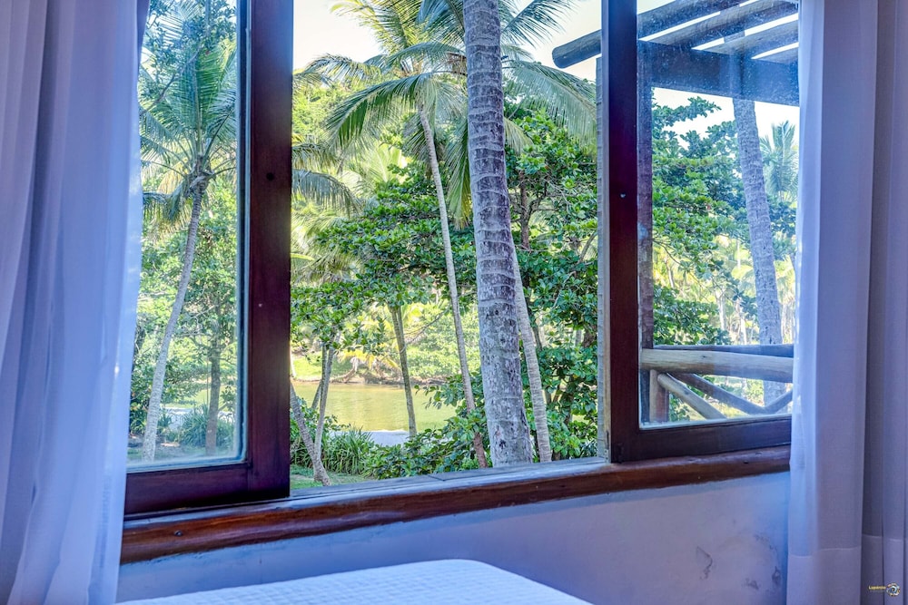 Bungalow (Master) photo 3