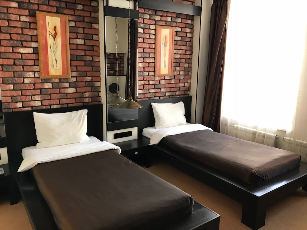 Standard Twin Room, 2 Twin Beds photo 2