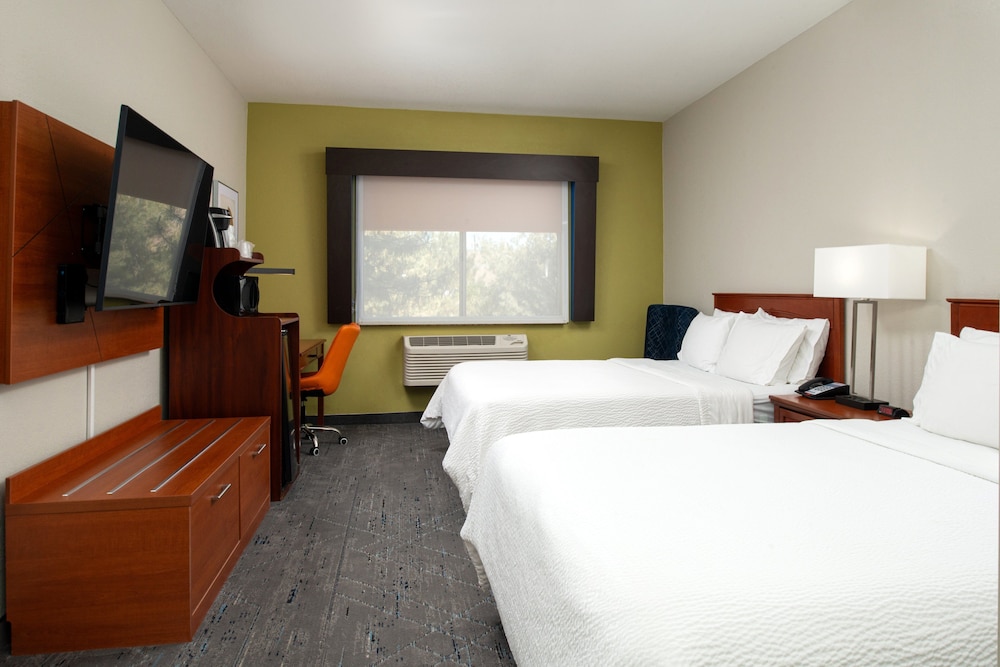 Room, 2 Queen Beds, Non Smoking
