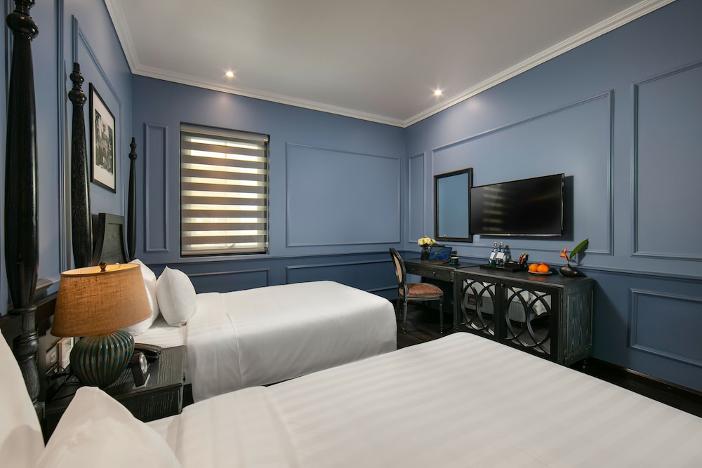 Standard Double or Twin Room - Photo 11