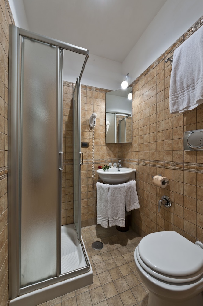 Standard Single Room photo 2