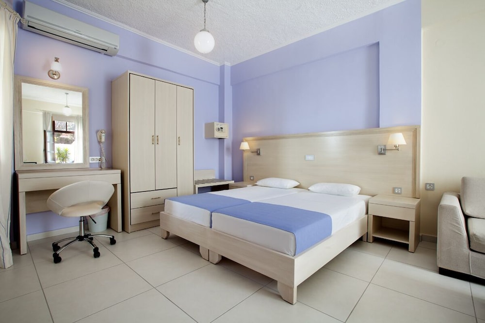 Apartment, 1 Bedroom, Sea View photo 2