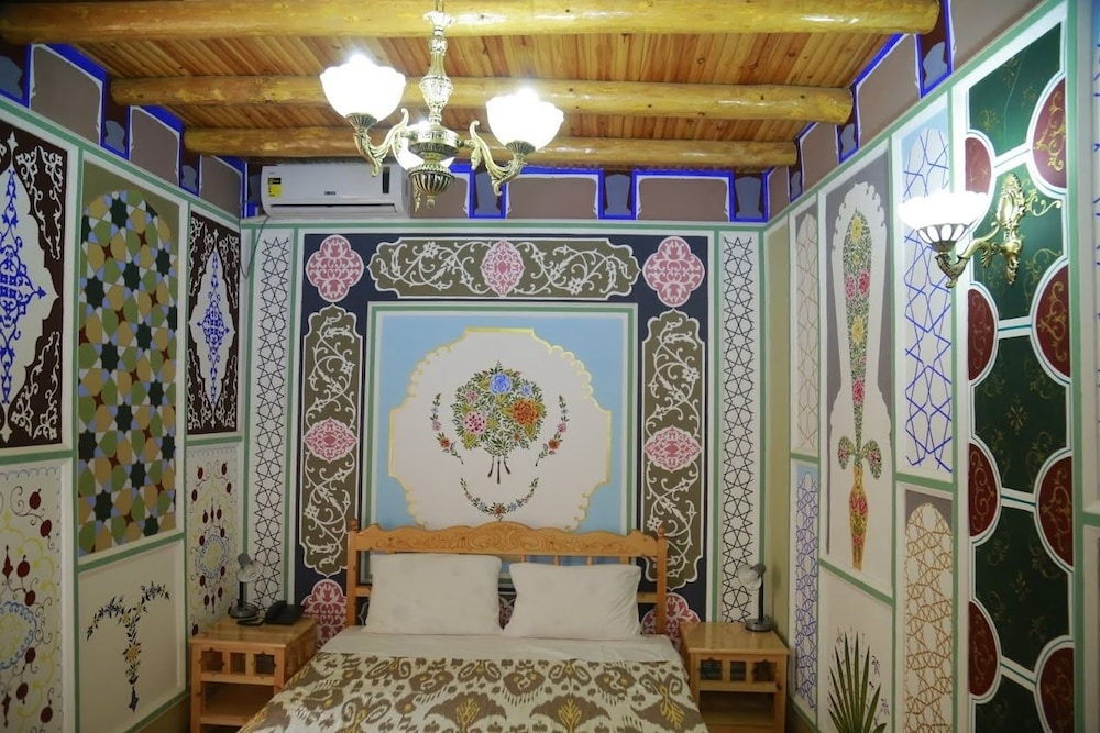 Deluxe Double or Twin Room photo 1
