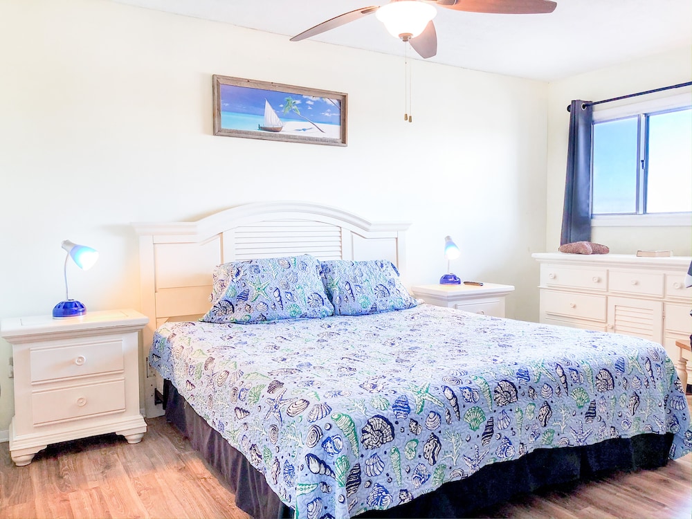 Standard Condo, 1 Bedroom (1.5 Bathrooms - Washer/Dryer)