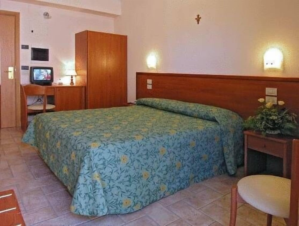 Single Room photo 1