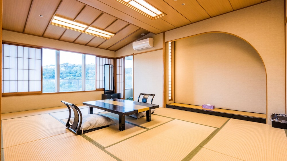 Suite Japanese-Western-Style-Room (Room956) - Indoor Bath - Non-Smoking - Photo 1