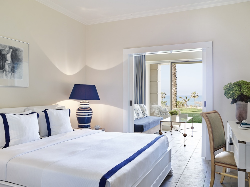 Riviera Family Guestroom Sea View with Play Garden & Covered Veranda - Photo 1