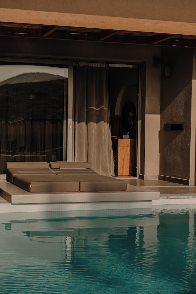 Luxury Double Room, Pool Access