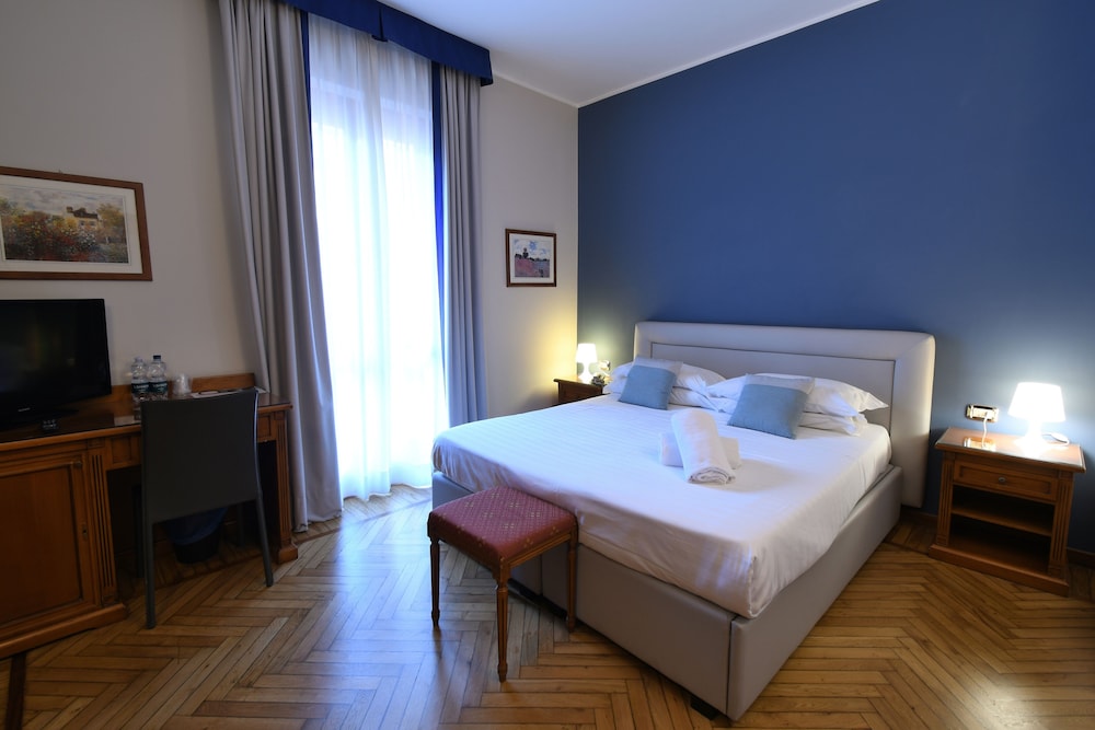 Classic Double Room Single Use photo 1