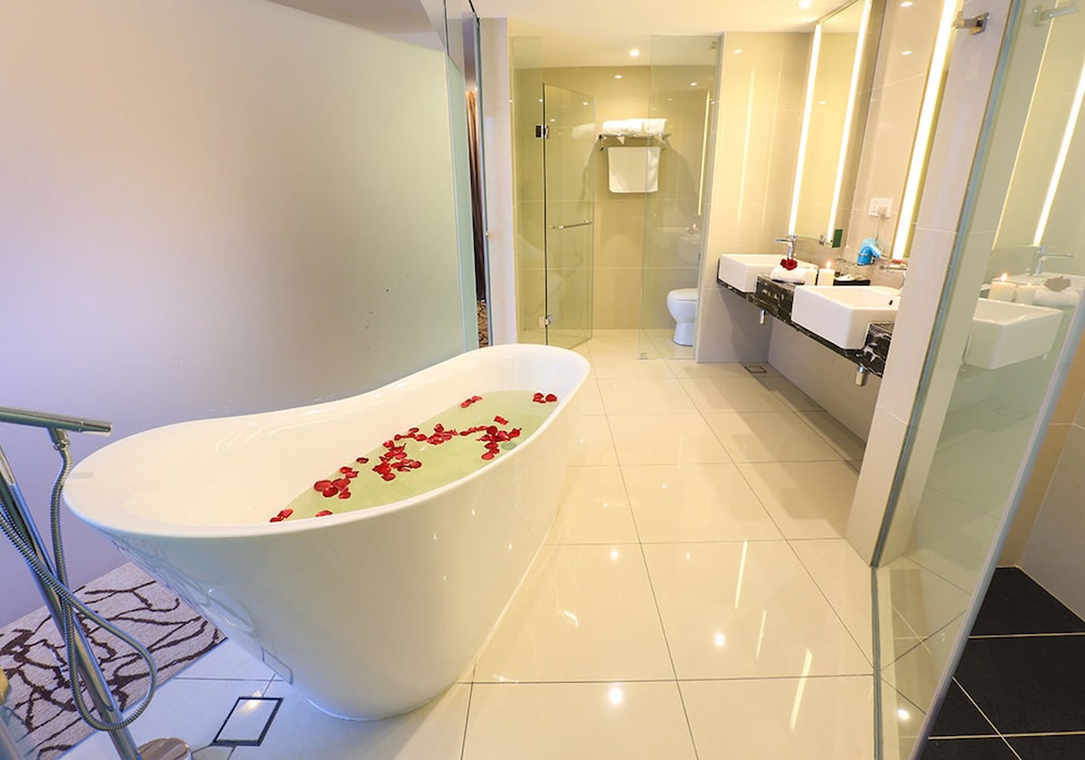 Premier Suite photo 3