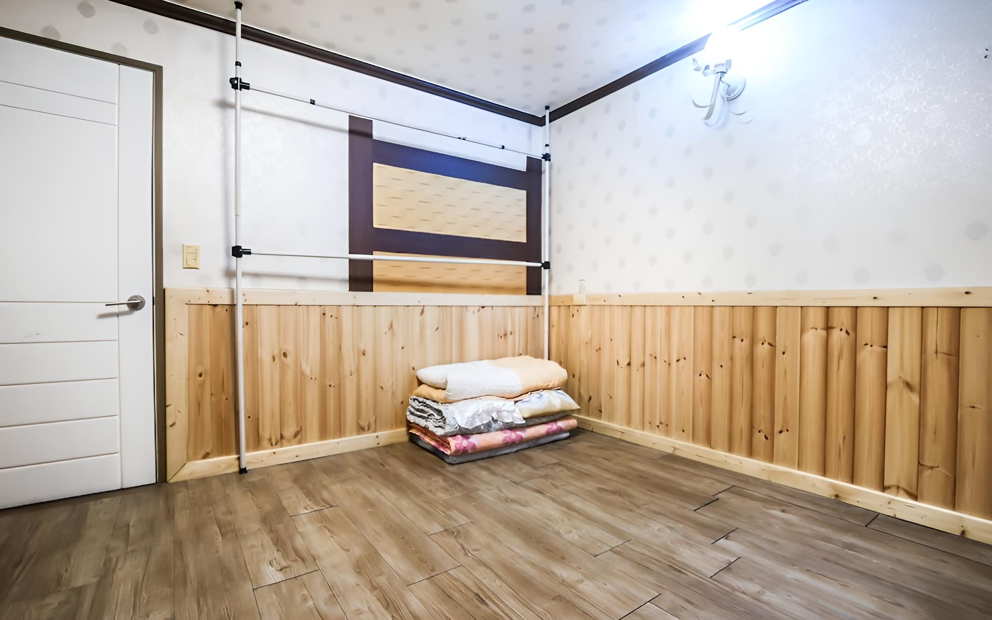 Room (On-dol) - Photo 1