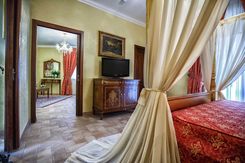 Superior Quadruple Room