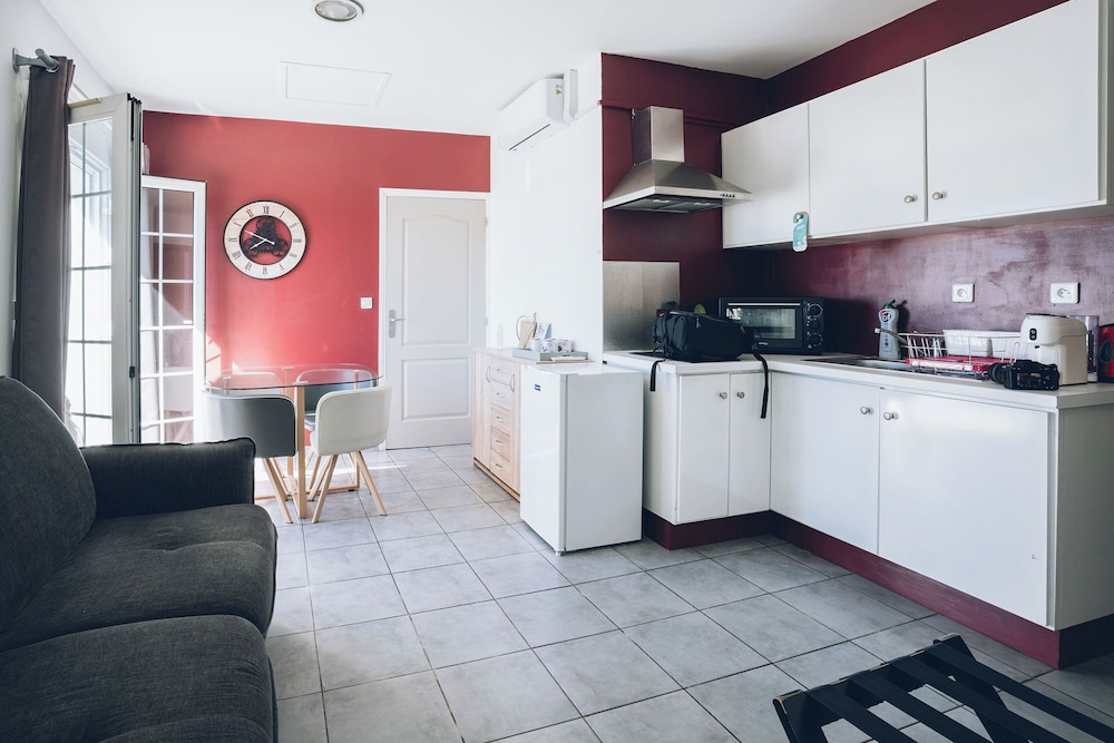 Family Apartment, 2 Bedrooms, Kitchenette, City View, photo 6