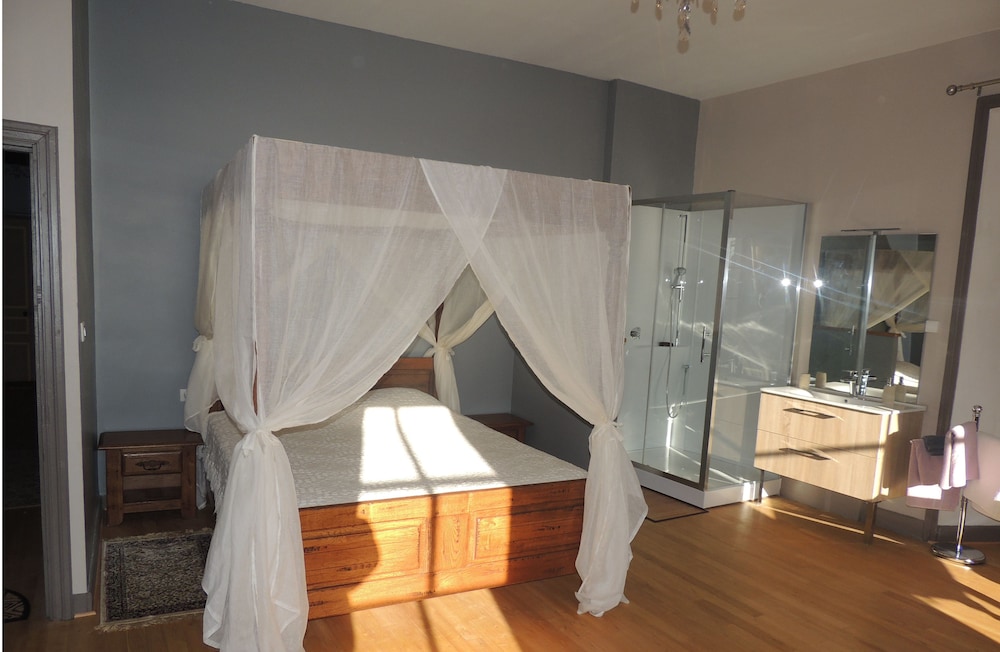 Room (Baron) photo 1