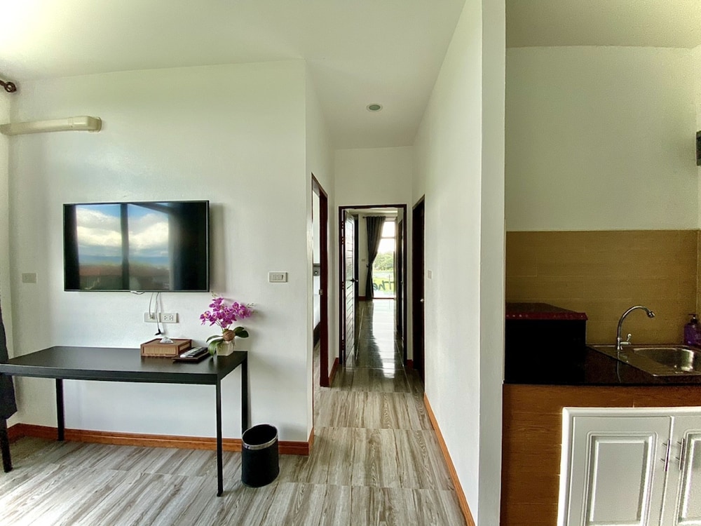 Family Suite - Photo 1