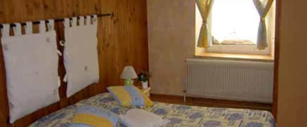 Double Room, 1 Double Bed, Mountain View photo 1