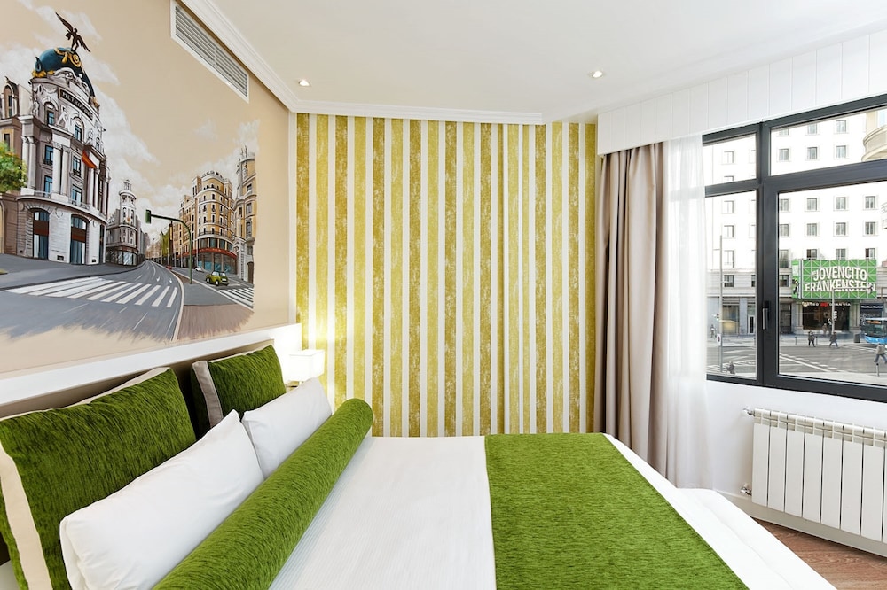 Double Room Single Use, Gran Vía View - Photo 4