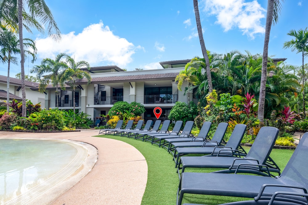 Two Bedroom Lagoonside Apartment