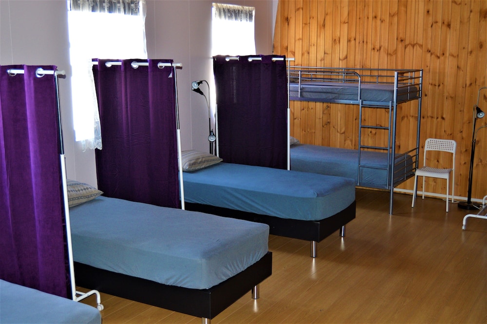 Shared Dormitory, Mixed Dorm, Shared Bathroom (14 Beds) photo 2