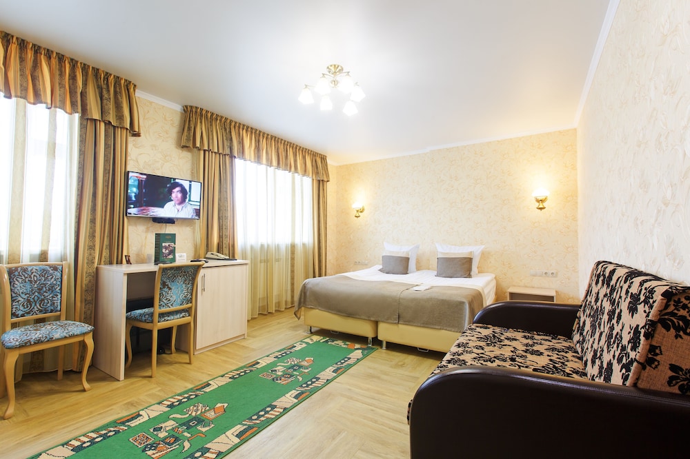 Standard Double or Twin Room, Courtyard View photo 1
