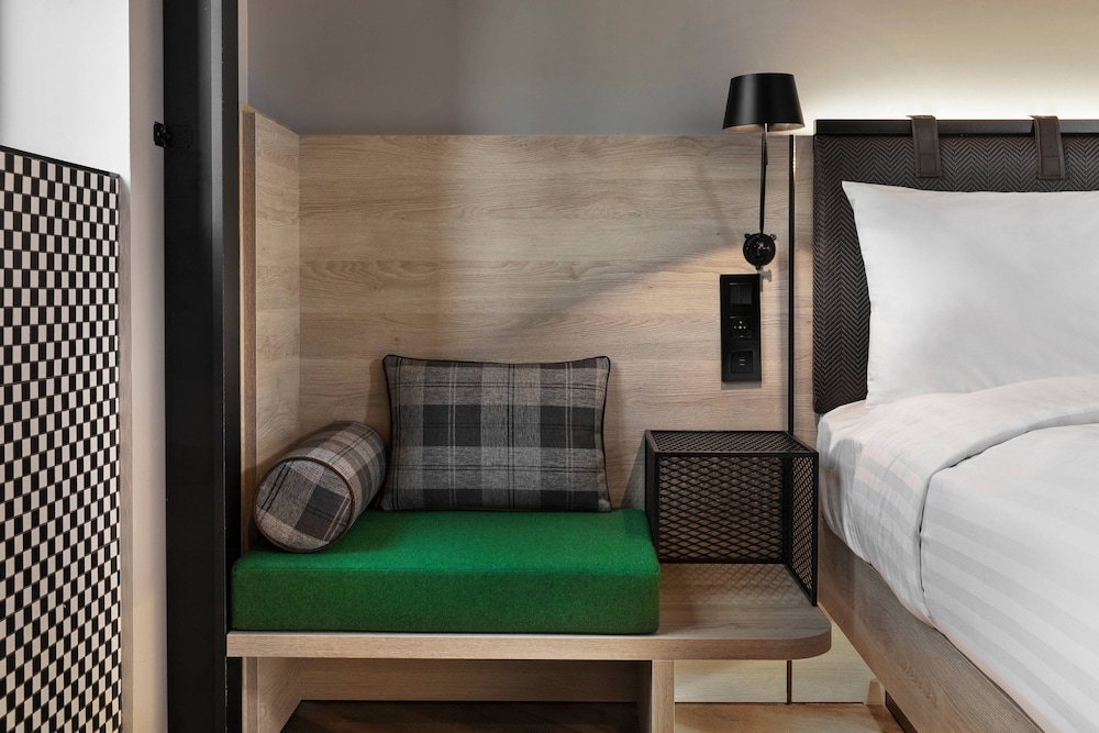 Room, 1 Queen Bed - Photo 3
