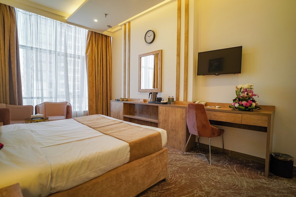 Standard Double or Twin Room - Photo 2