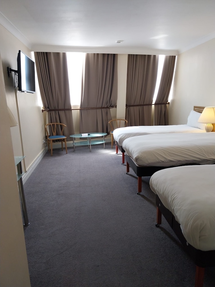 Triple Room - Photo 1