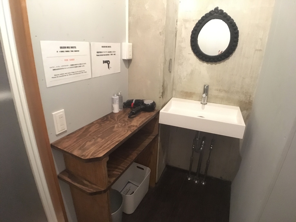 Double Room (202, possible to hear some noise) - Photo 4