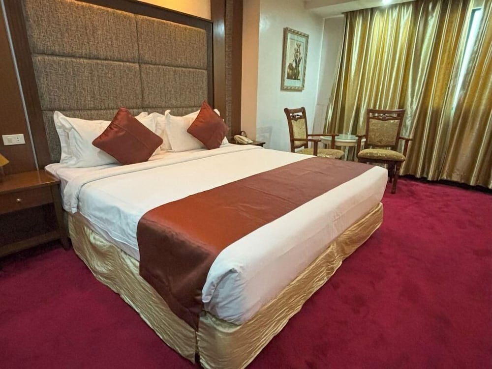 Presidential Studio Suite