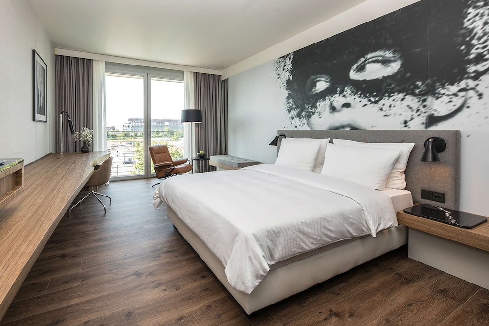 Superior Room, Garden View - Photo 2