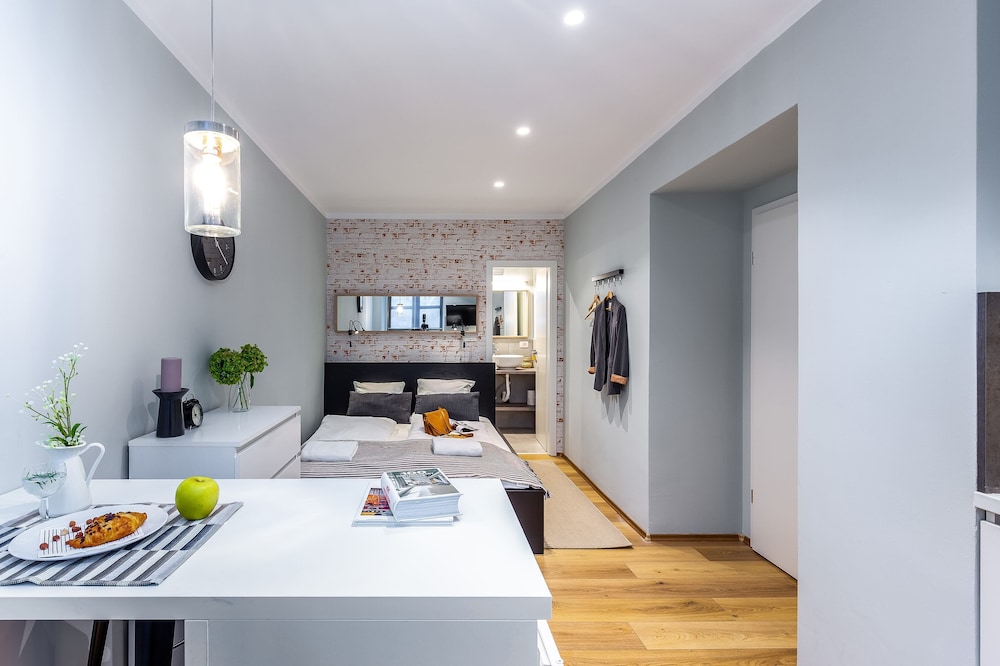 Deluxe Studio (Adria Square 5)