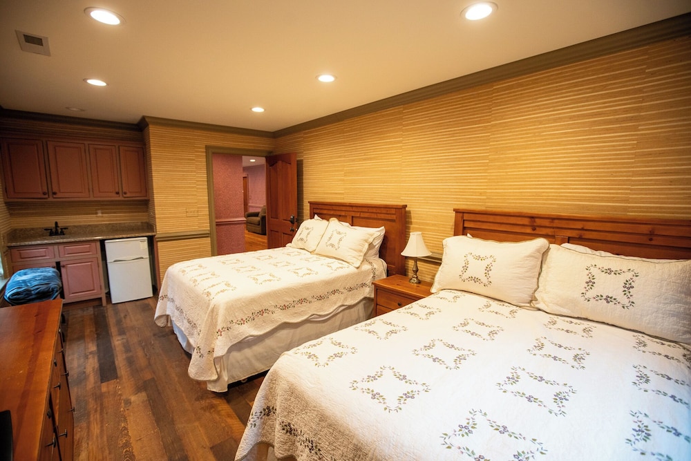 Elite Apartment, Multiple Beds, Non Smoking photo 3
