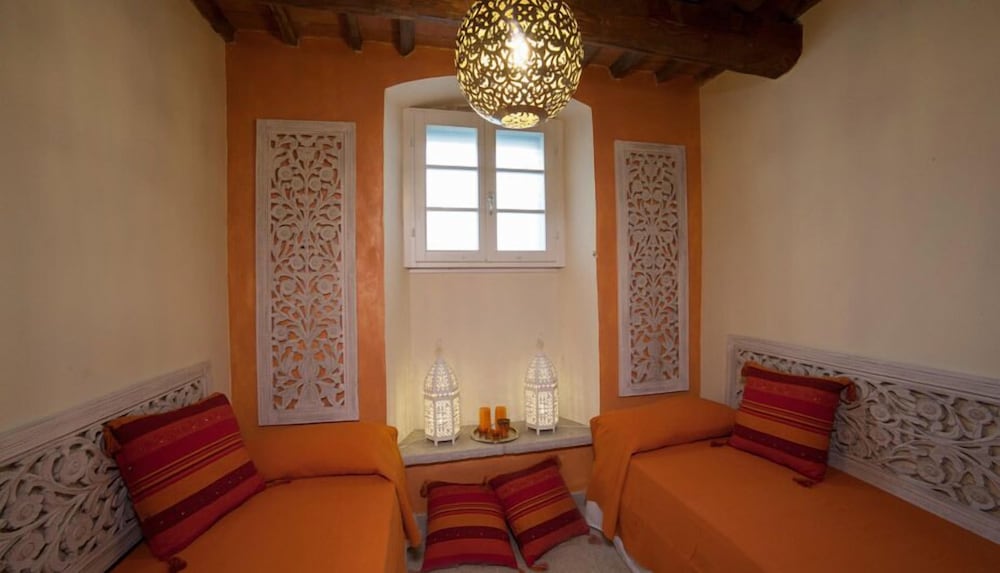 Quadruple Room (Granada) photo 3